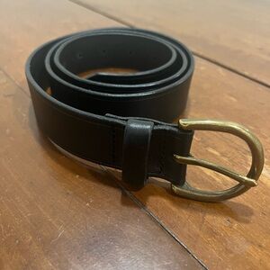 Madewell Women’s Perfect black leather belt